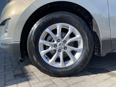 Used 2019 Chevrolet Equinox LT image 11