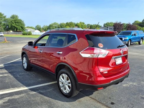 Used 2016 Nissan Rogue SV image 6