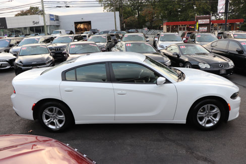 Used 2022 Dodge Charger SXT image 6