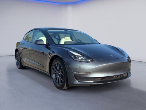 Used 2021 Tesla Model 3 Long Range image 9
