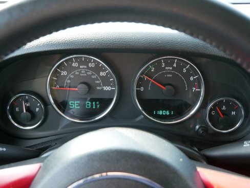 Used 2014 Jeep Wrangler Unlimited Sahara w/ Connectivity Group image 19