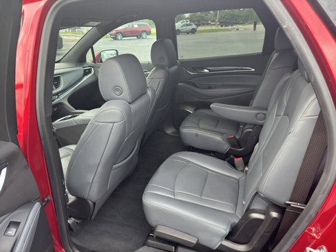 Used 2024 Buick Enclave Premium image 10