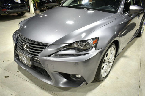 Used 2016 Lexus IS 300 AWD image 11