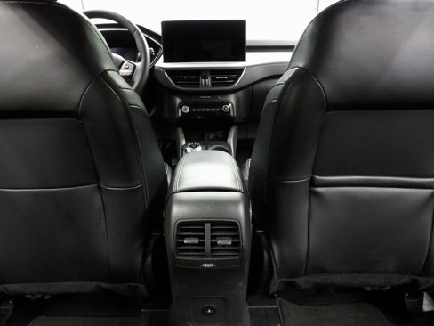 Used 2024 Ford Escape Platinum image 14