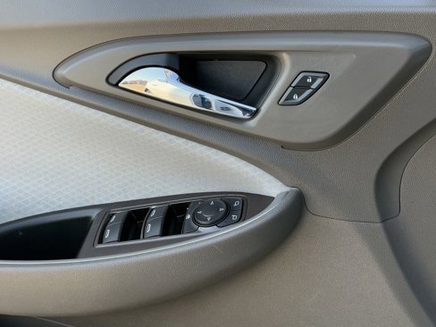 Used 2022 Chevrolet Malibu LS w/ Driver Confidence Package II image 24