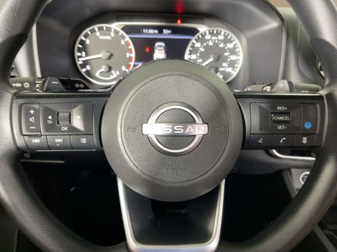Used 2023 Nissan Rogue SV image 14