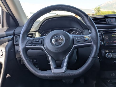Used 2019 Nissan Rogue SL image 18
