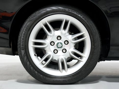 Used 2001 Jaguar XK8 Convertible image 52