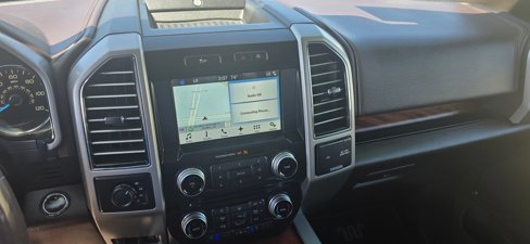 Used 2018 Ford F150 King Ranch image 19