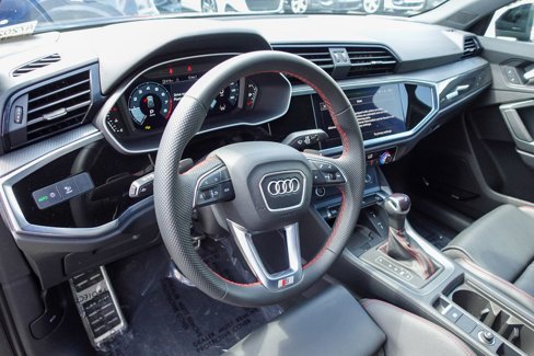 Used 2025 Audi Q3 2.0T Premium Plus w/ Premium Plus Package image 12
