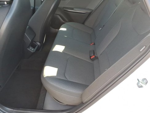 New 2025 Kia K4 LX image 8