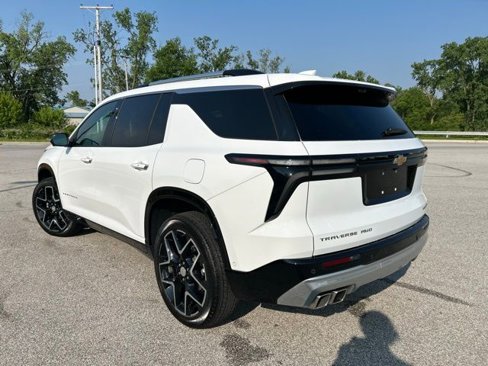 Used 2024 Chevrolet Traverse RS image 4