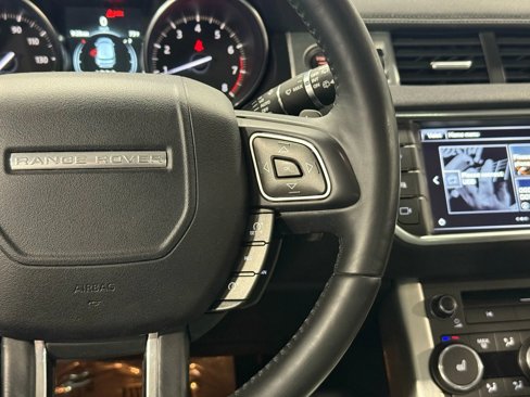 Used 2016 Land Rover Range Rover Evoque SE Premium image 16