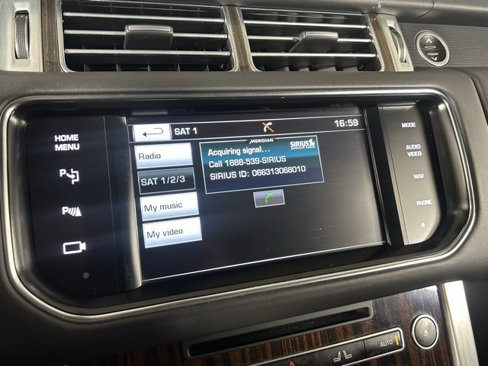 Used 2015 Land Rover Range Rover Supercharged image 16