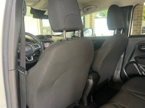 Used 2020 Jeep Renegade Sport w/ Sport Appearance Group image 29