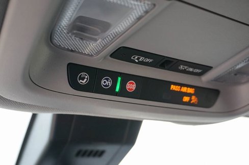 Used 2021 GMC Terrain SLE w/ Elevation Edition image 25