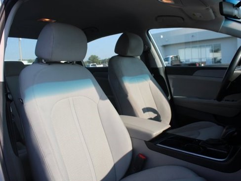 Used 2018 Hyundai Sonata SE image 19
