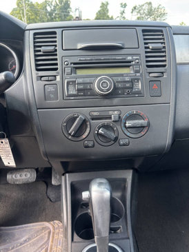 Used 2011 Nissan Versa 1.8 S w/ Plus Pkg image 11