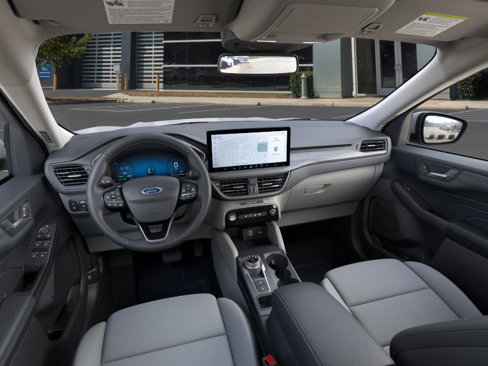 New 2025 Ford Escape SE w/ Class II Trailer Tow Package image 9