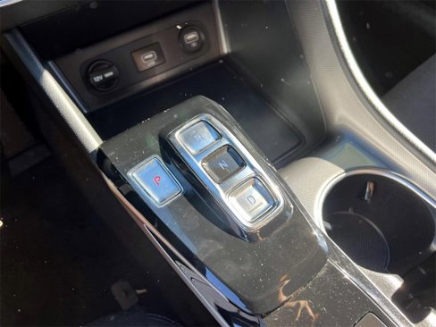 Used 2023 Hyundai Sonata SE image 17