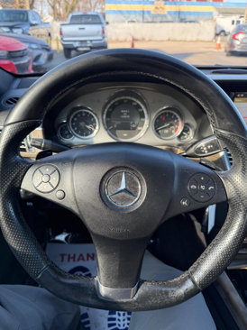 Used 2010 Mercedes-Benz E 550 4MATIC Sedan image 23