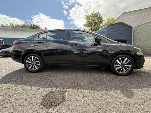 Used 2021 Nissan Versa SV image 7