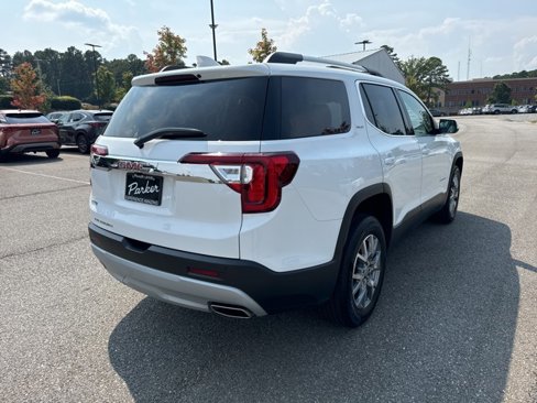 Used 2021 GMC Acadia SLT image 4
