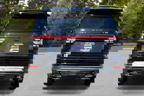 New 2025 Lincoln Aviator Reserve w/ Equipment Group 201A image 4