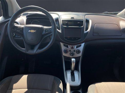 Used 2015 Chevrolet Trax LT image 10