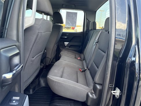 Used 2017 Chevrolet Silverado 1500 LT w/ Midnight Edition image 21