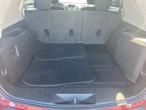 Used 2017 Chevrolet Equinox LT w/ Convenience Package image 10