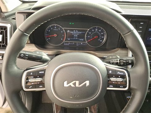 Used 2022 Kia Sorento S w/ Panoramic Sunroof Package image 19