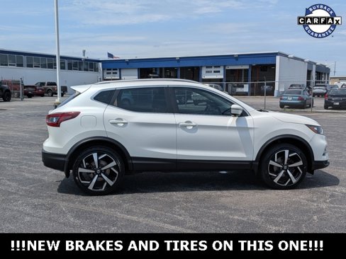 Used 2020 Nissan Rogue Sport SL image 9