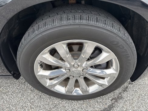 Used 2015 Chrysler 300 Limited image 9