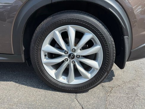 Used 2019 INFINITI QX50 Essential w/ Premium Heat Package image 28