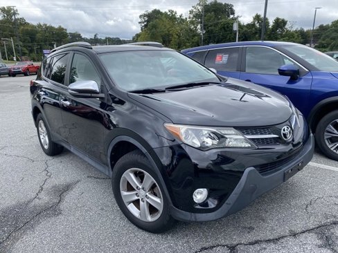 Used 2014 Toyota RAV4 XLE image 2