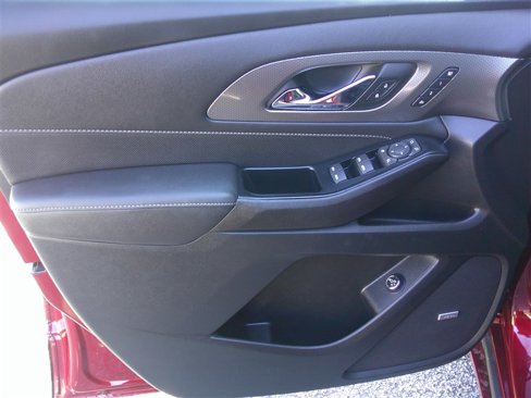 Used 2023 Chevrolet Traverse Premier w/ LPO, Floor Liner Package image 9