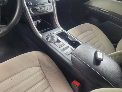 Used 2020 Ford Fusion S image 26