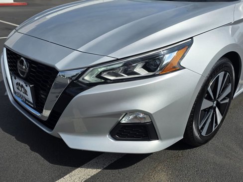 Used 2022 Nissan Altima 2.5 SV image 10