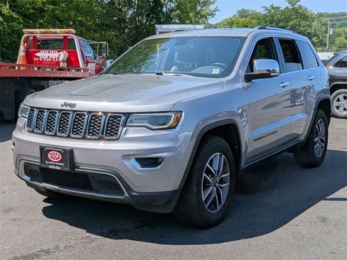 Certified 2020 Jeep Grand Cherokee Limited w/ Premium Lighting Group image 8