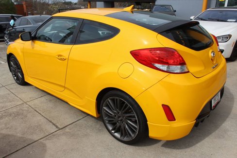 Used 2013 Hyundai Veloster RE:MIX Edition image 6
