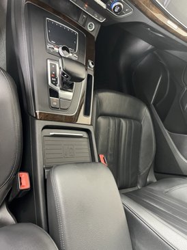 Used 2019 Audi Q5 2.0T Premium Plus image 17