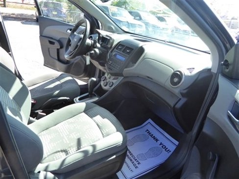 Used 2014 Chevrolet Sonic LS image 17
