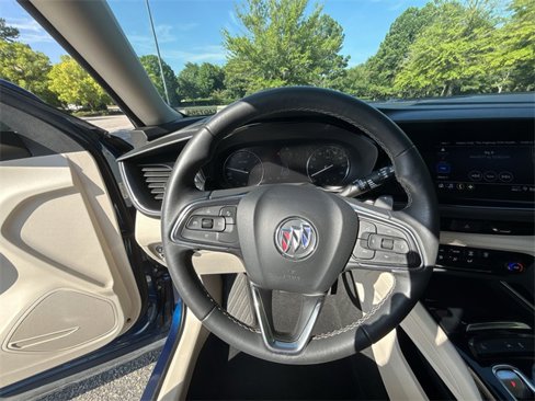 Used 2023 Buick Envision Preferred image 14