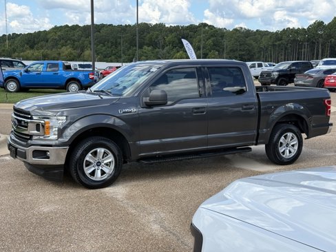 Used 2020 Ford F150 XLT w/ Equipment Group 301A Mid image 8