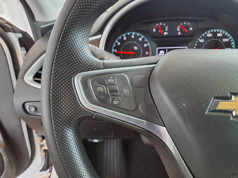 Used 2022 Chevrolet Malibu LT image 18