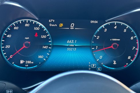 Used 2020 Mercedes-Benz GLC 300 4MATIC image 31