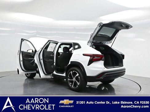 New 2026 Chevrolet Trax RS image 35