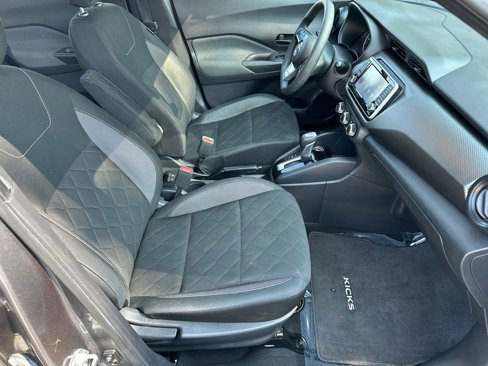 Certified 2020 Nissan Kicks S image 13