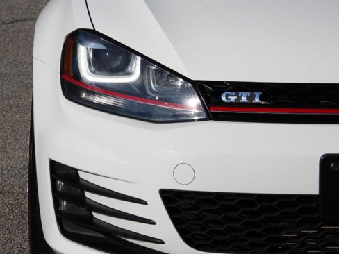 Used 2016 Volkswagen GTI SE w/ Lighting Package (SEL) image 28